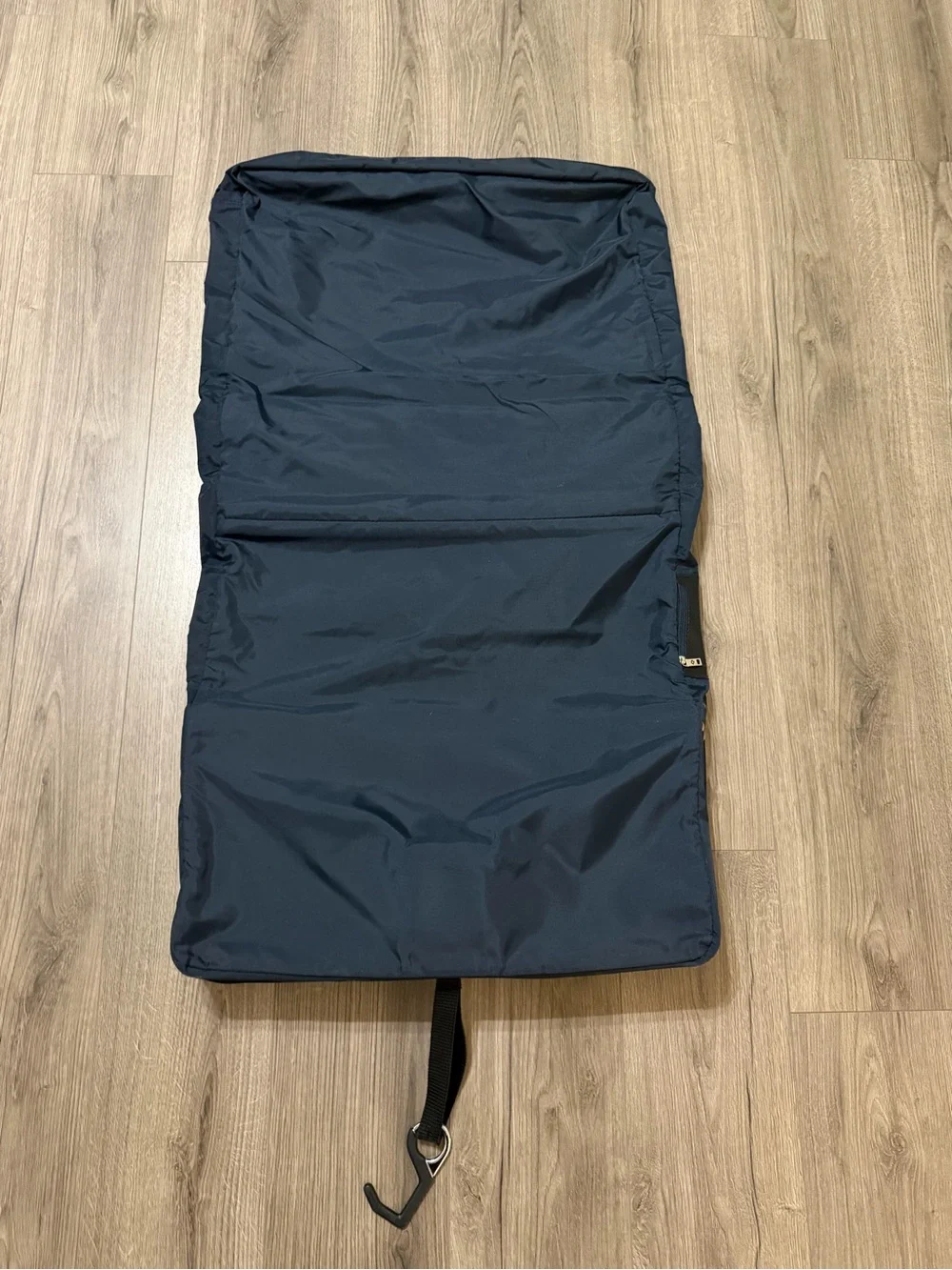 Samsonite Navy Travel Garment Bag with Shoulder Strap